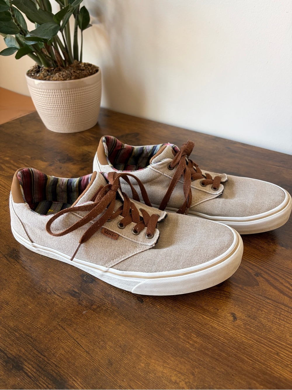 Vans Atwood Deluxe low-top sneakers in tan canvas - Men’s 11.5